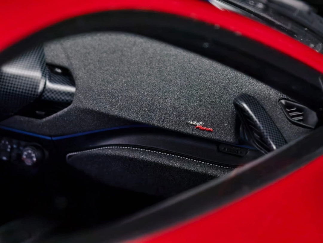 Ferrari 488 Pista (Rosso Magma, Blue/ White Stripe)[Davis & Giovanni] 1:12 scale