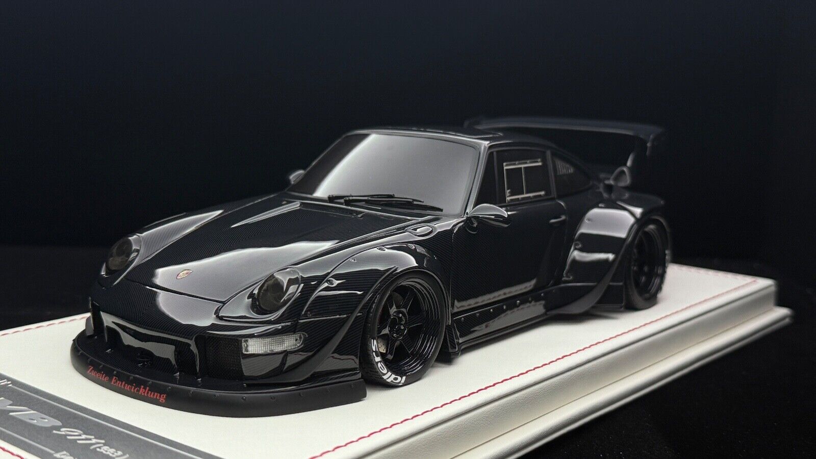 Porsche 911 RWB (Exposed Carbon Fiber) [Davis & Giovanni] 1:18 scale 1
