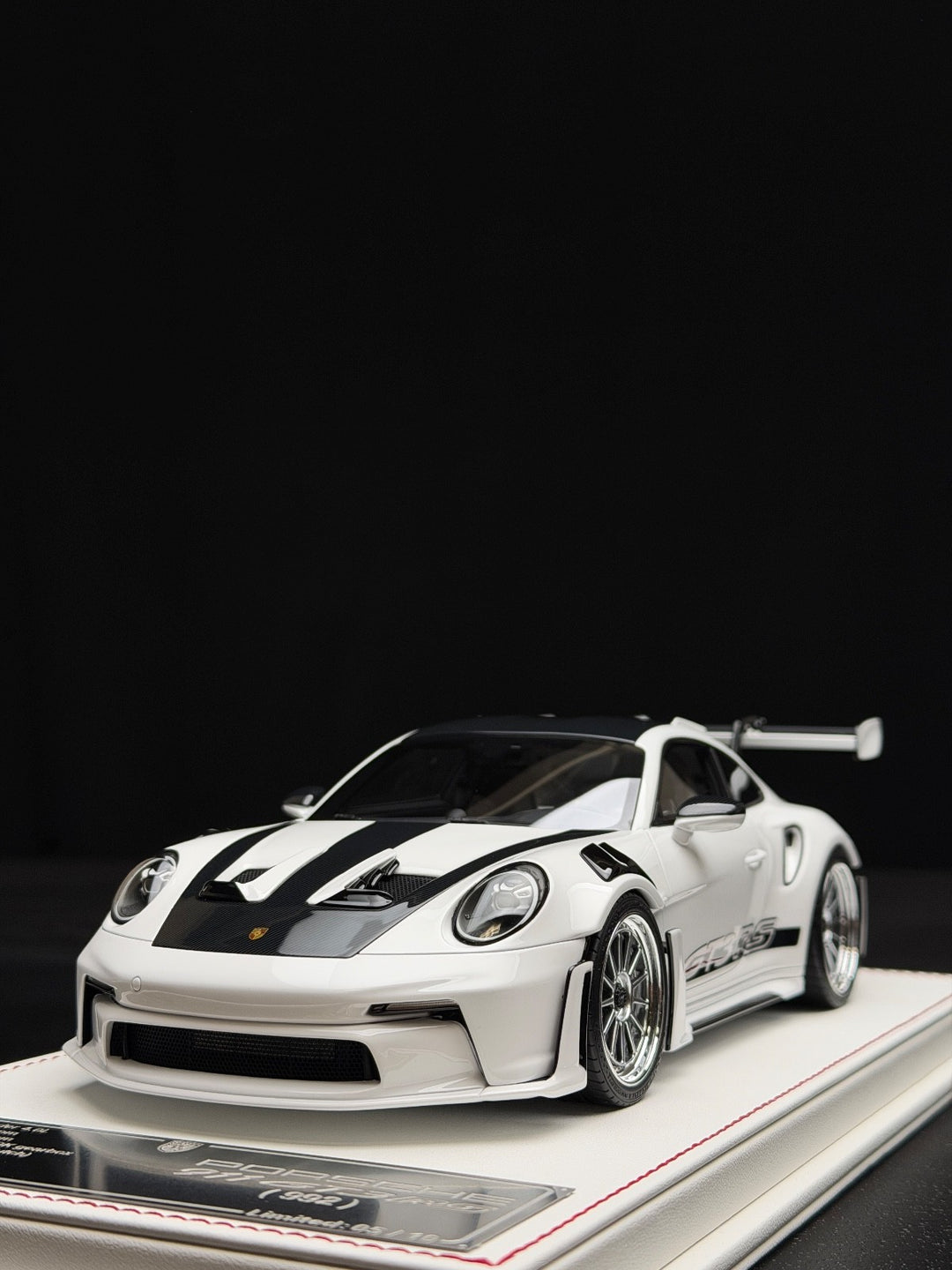 Porsche 911 GT3 RS (White) [Davis & Giovanni] 1:18 scale