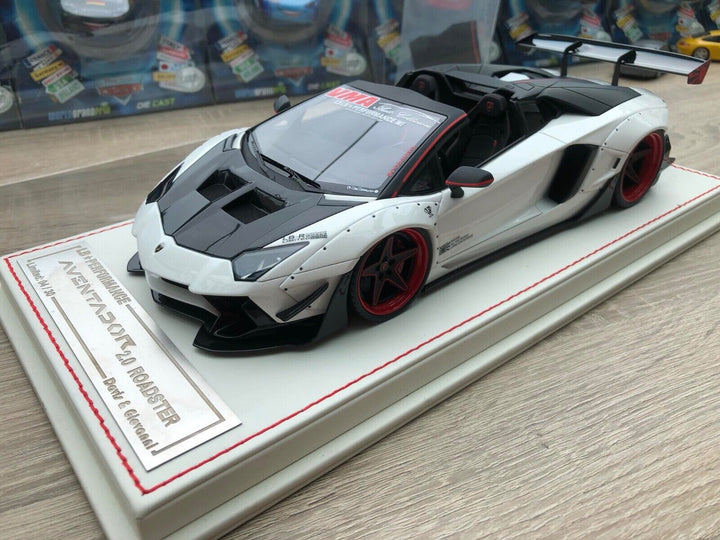 Lamborghini Aventador 2.0 Roadster LBWK (White) [Davis & Giovanni] 1:18 scale