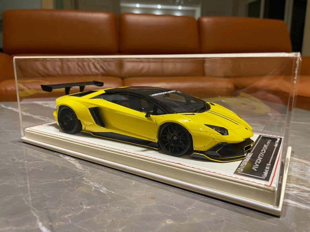 Lamborghini Aventador LP720-4 LBWK (Yellow) [Davis & Giovanni] 1:18 scale