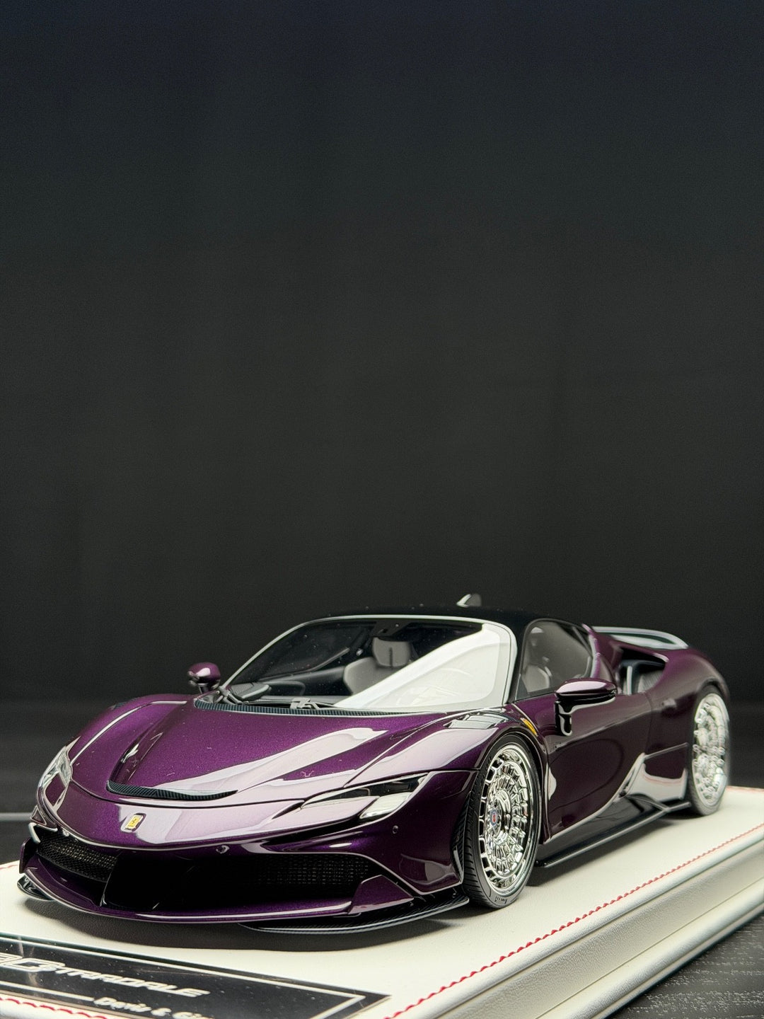 Ferrari SF90 Stradale NOVITEC (Dark Purple) [Davis & Giovanni] 1:18 scale