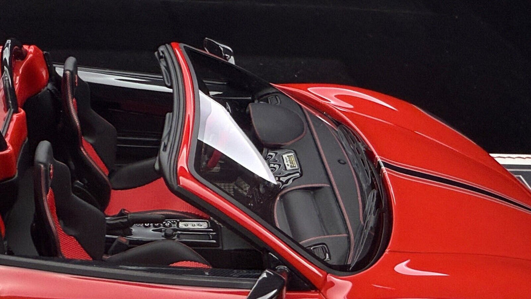 Ferrari 16M Scuderia Spider NOVITEC (Rosso Corsa) [Davis & Giovanni] 1/18 scale