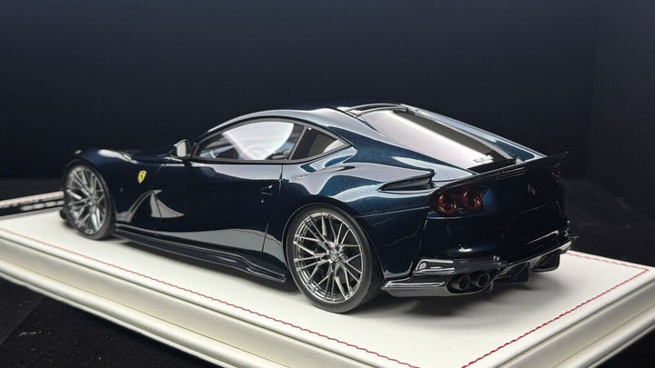 Ferrari 812 Superfast NOVITEC (Metallic Deep Blue)[Davis & Giovanni] 1:18 1 OF 1
