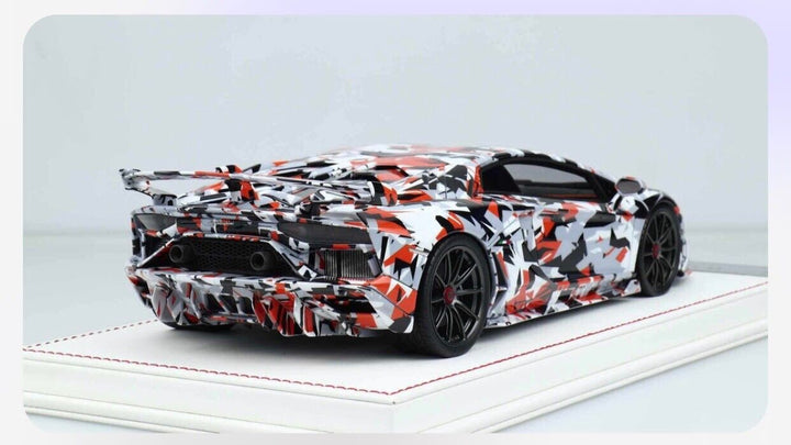 Lamborghini Aventador SVJ (Abstract Camo) [Davis & Giovanni] 1:18 scale