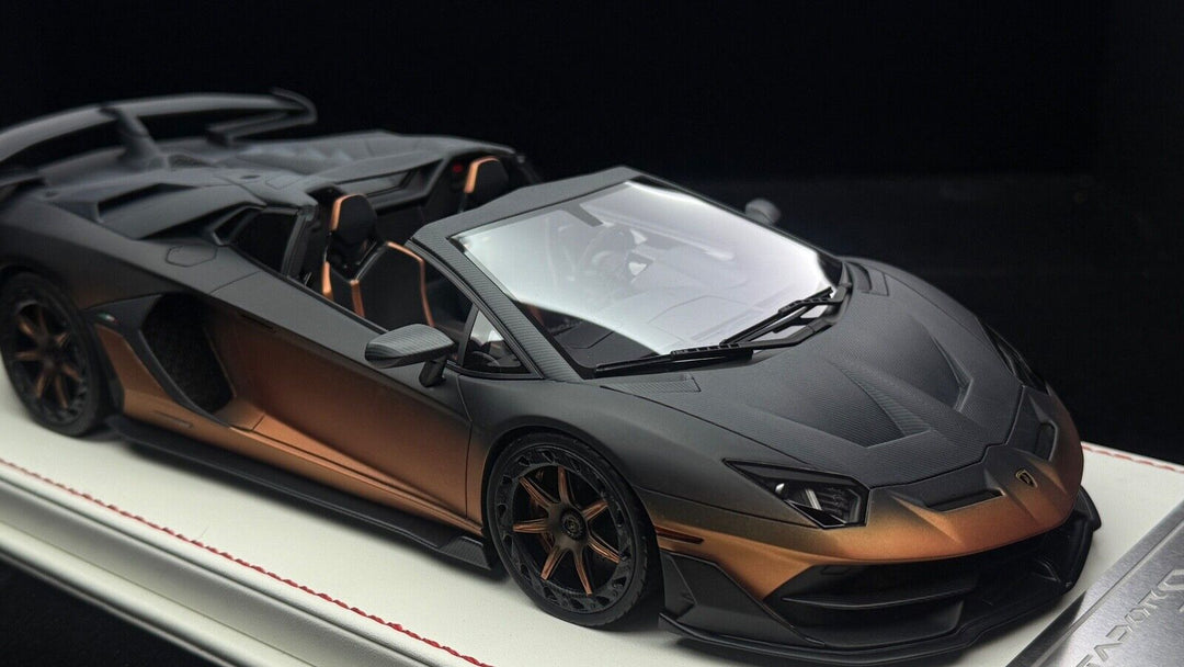Lamborghini Aventador SVJ Roadster [Davis & Giovanni] 1/18 scale - 1 OF 1
