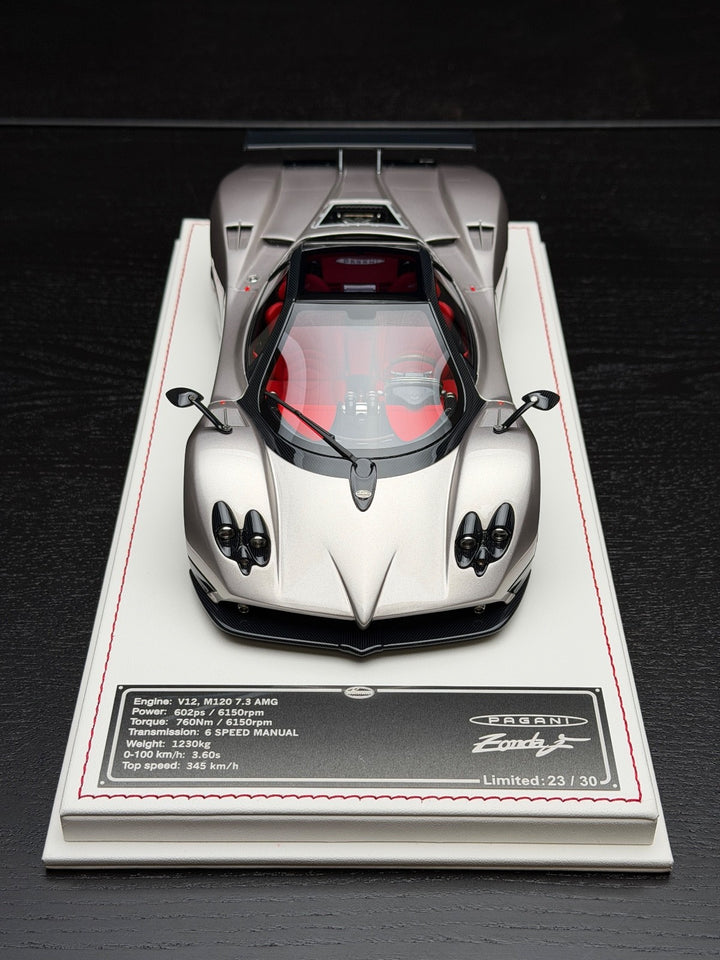 Pagani Zonda F (Silver/ Carbon) [Davis & Giovanni] 1:18 scale