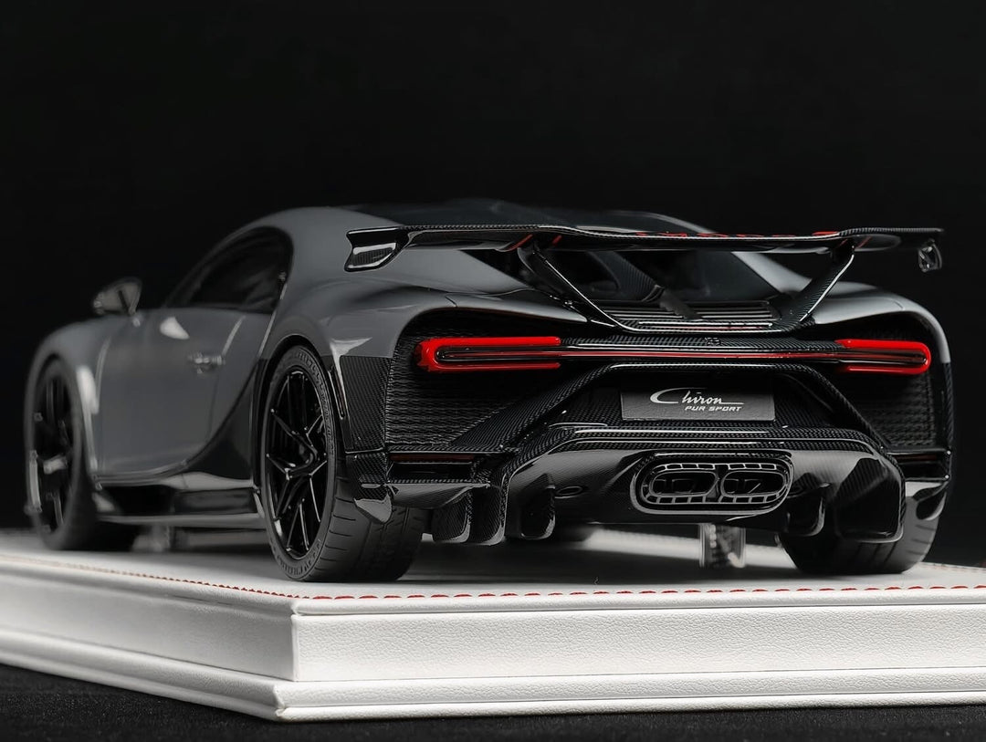 Bugatti Chiron Pur Sport (Dark Gray) [Davis & Giovanni] 1:18 scale