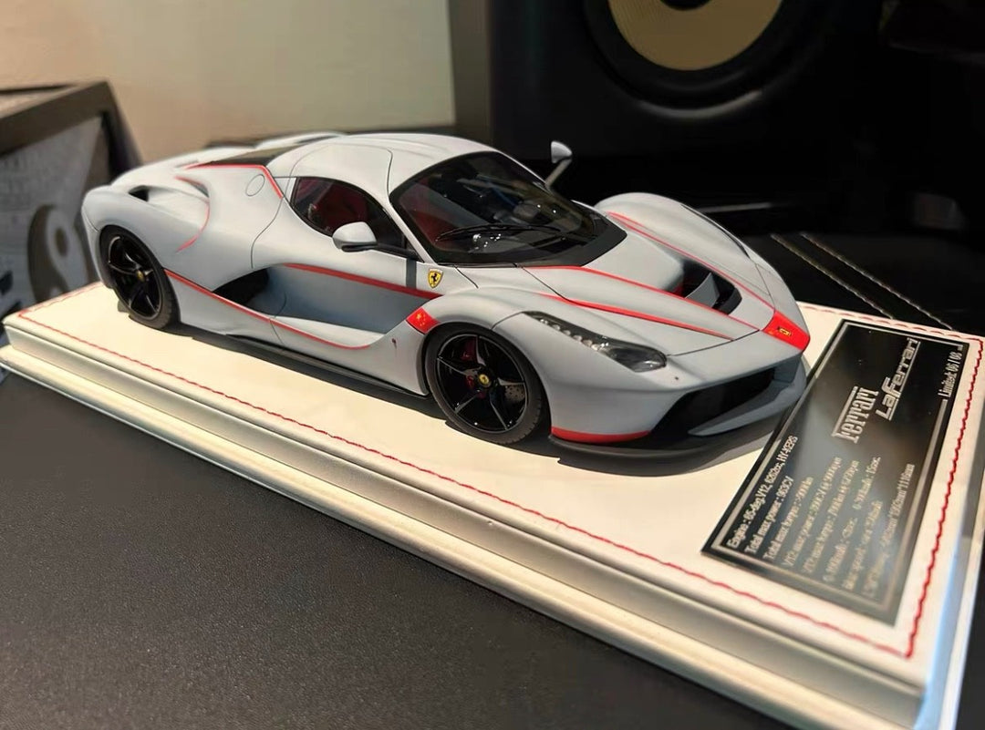 Ferrari LaFerrari (Matte Military Gray/ China) [Davis & Giovanni] 1:18 scale