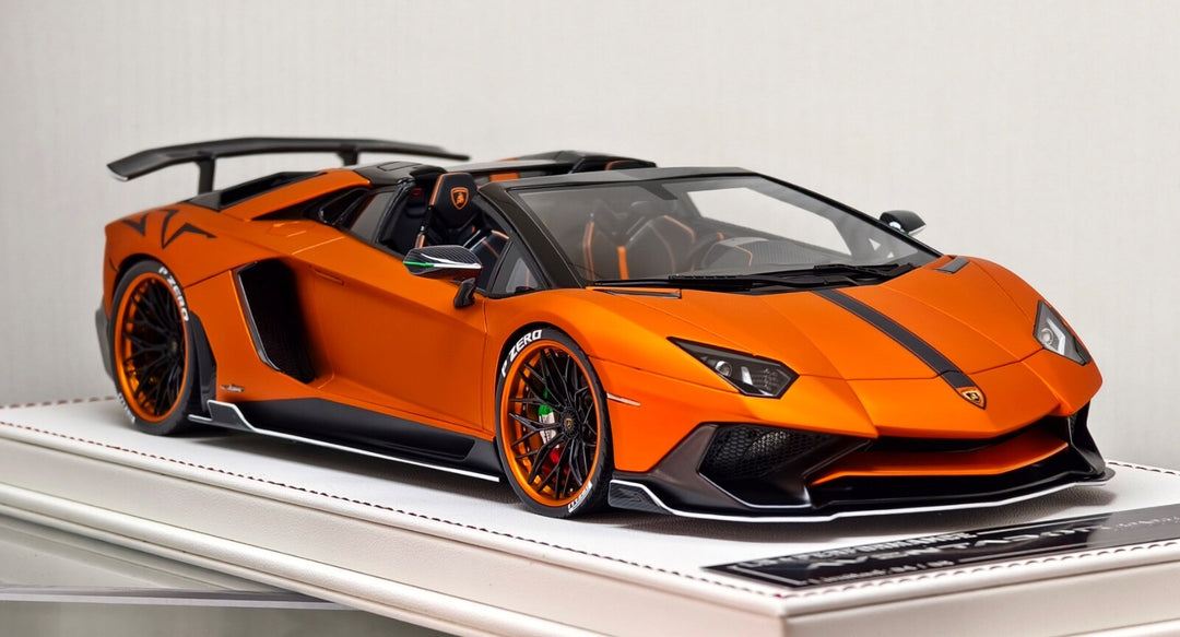 Lamborghini Aventador Roadster SV (Matt Orange) [Davis & Giovanni] 1/18 scale