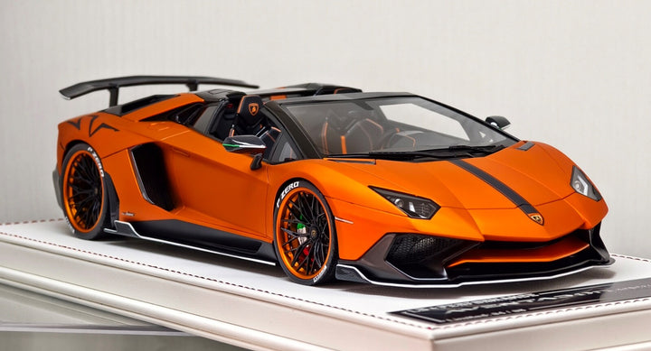 Lamborghini Aventador Roadster SV (Matt Orange) [Davis & Giovanni] 1/18 scale