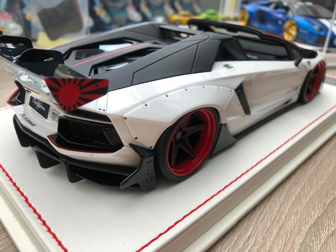 Lamborghini Aventador 2.0 Roadster LBWK (White) [Davis & Giovanni] 1:18 scale