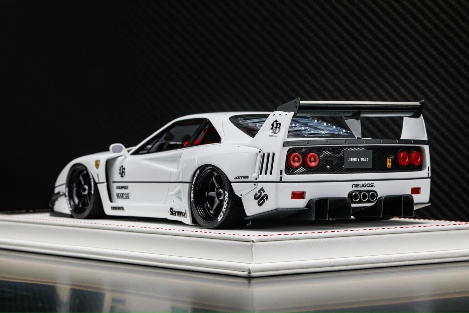 Ferrari F40 Liberty Walk (White) [Davis & Giovanni] 1/18 scale