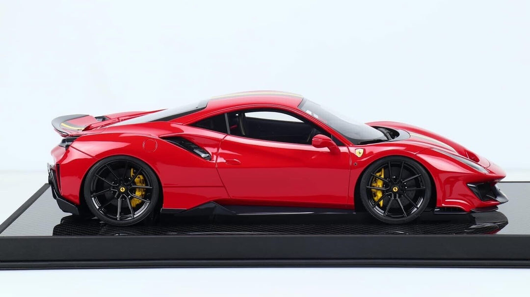 Ferrari 488 Pista NOVITEC (Rosso Corsa) [Davis & Giovanni] 1:12 scale