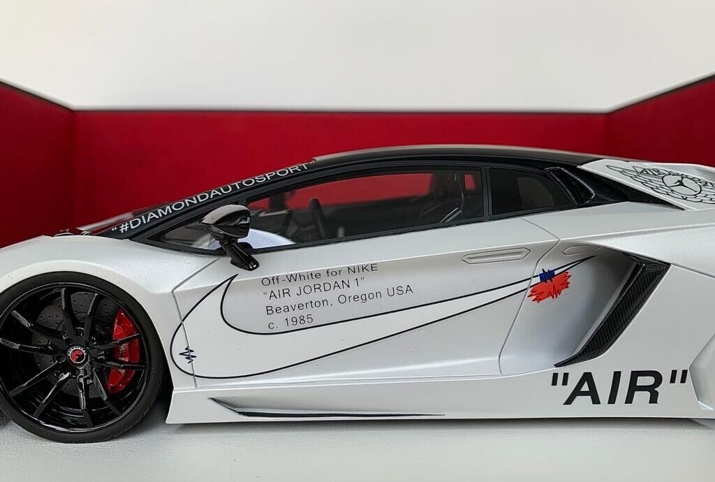 Lamborghini Aventador SV (Nike x Off-White) [Davis & Giovanni] 1/18 scale