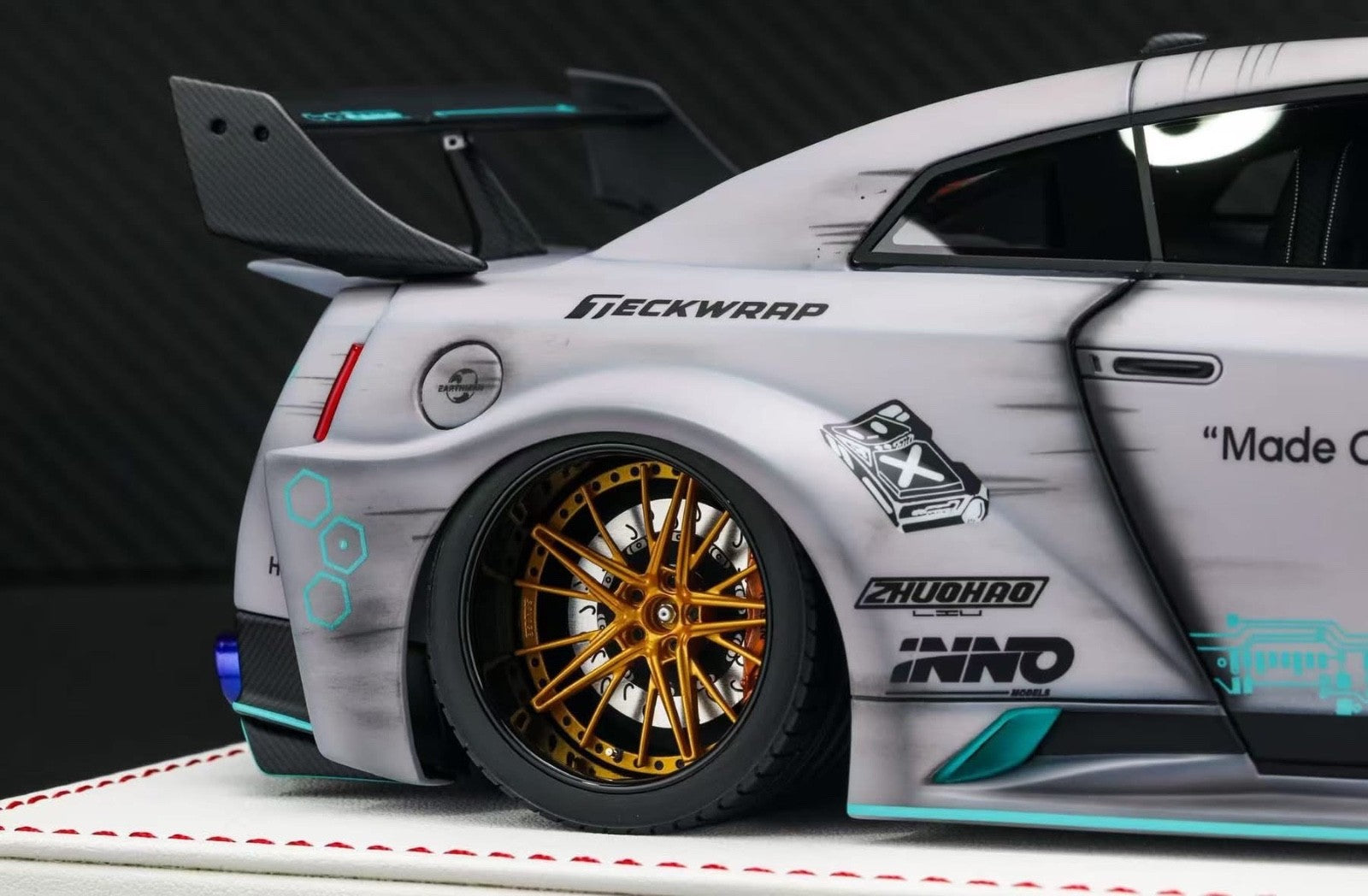 Nissan R35 GT-RR LBWK (Matte Gray Zero Fighter) [Davis & Giovanni] 1:1