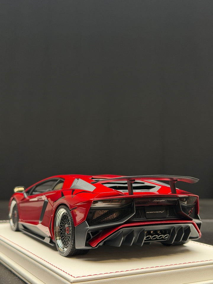 Lamborghini Aventador SV LBWK (Red) [Davis & Giovanni] 1:18 scale