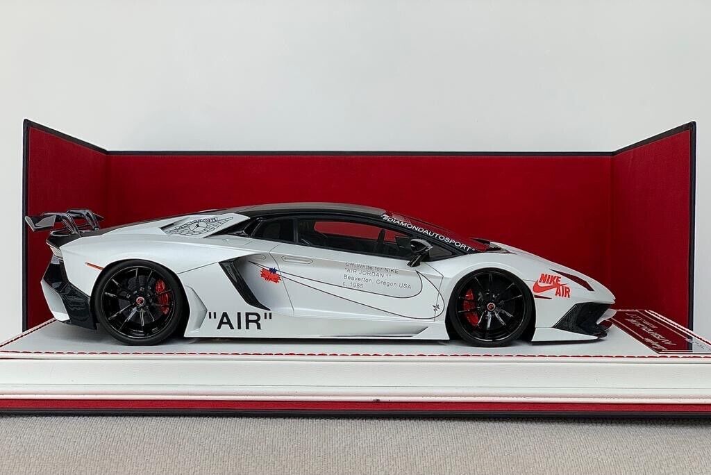 Lamborghini Aventador SV (Nike x Off-White) [Davis & Giovanni] 1/18 scale