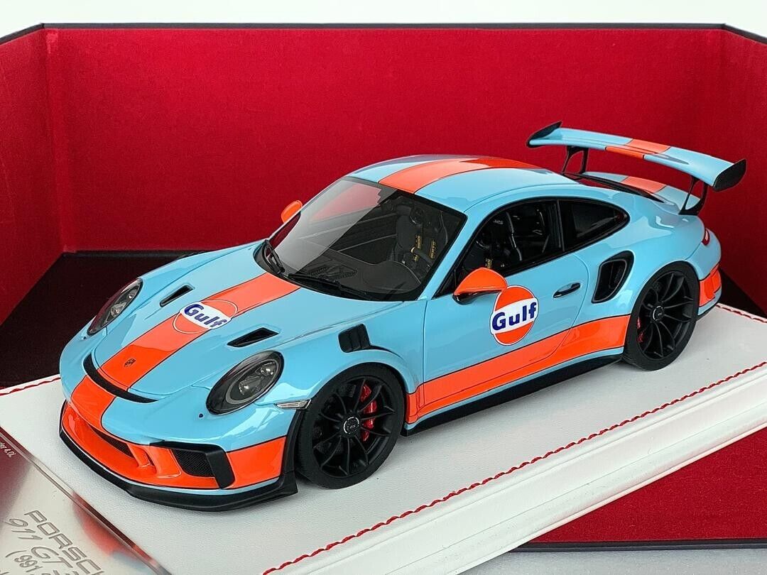 Porsche 911 GT3 RS (Gulf) [Davis & Giovanni] 1/18 scale