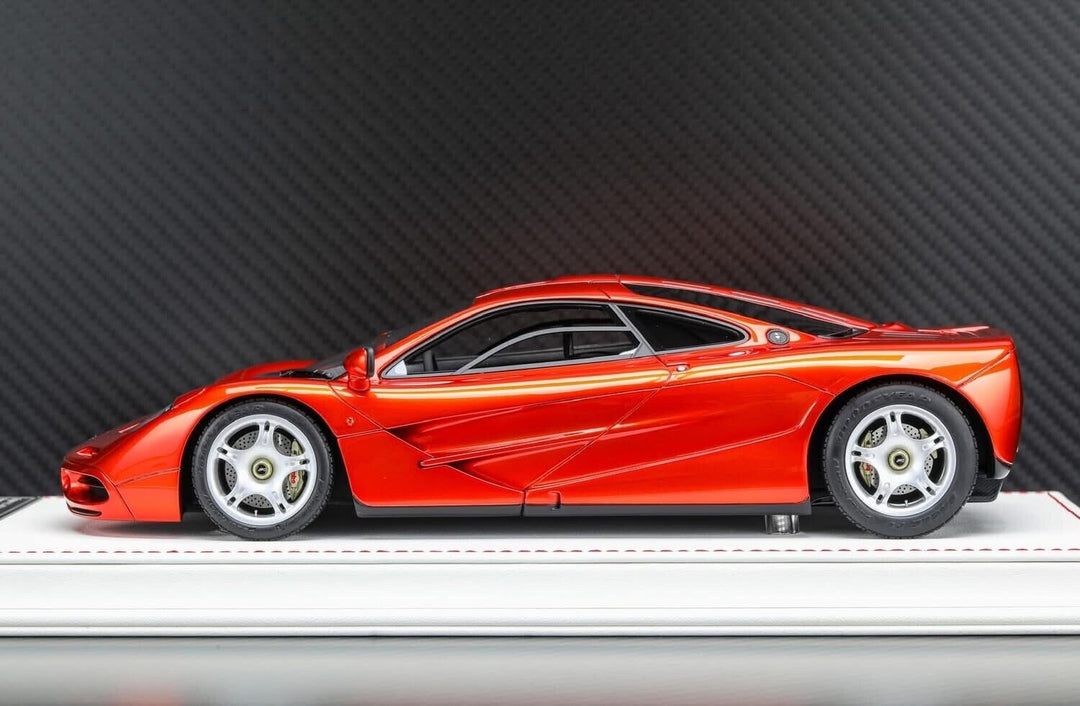 McLaren F1 (Orange Red) [Davis & Giovanni] 1/18 scale