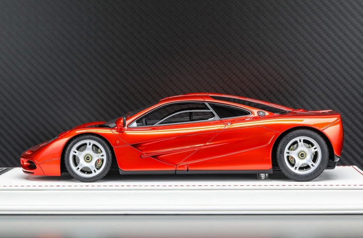 McLaren F1 (Orange Red) [Davis & Giovanni] 1/18 scale