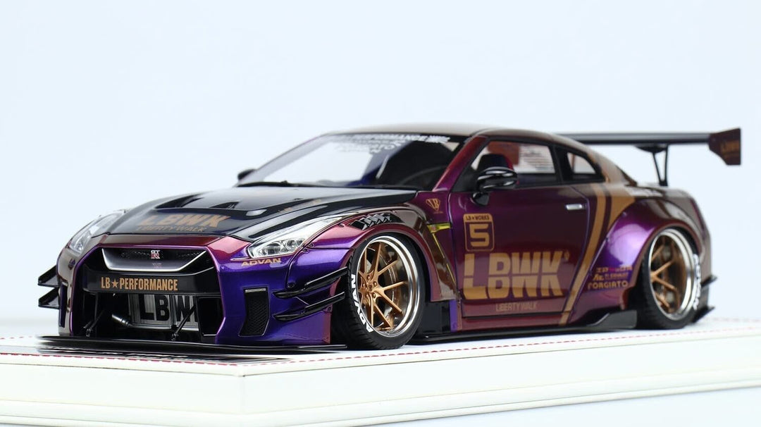Nissan R35 GTR Type 2 LBWK (Chameleon Purple) [Davis & Giovanni] 1/18 scale