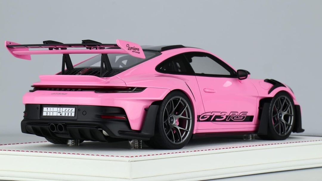 Porsche 911 GT3RS (Gloss Pink) [Davis & Giovanni] 1/18 scale