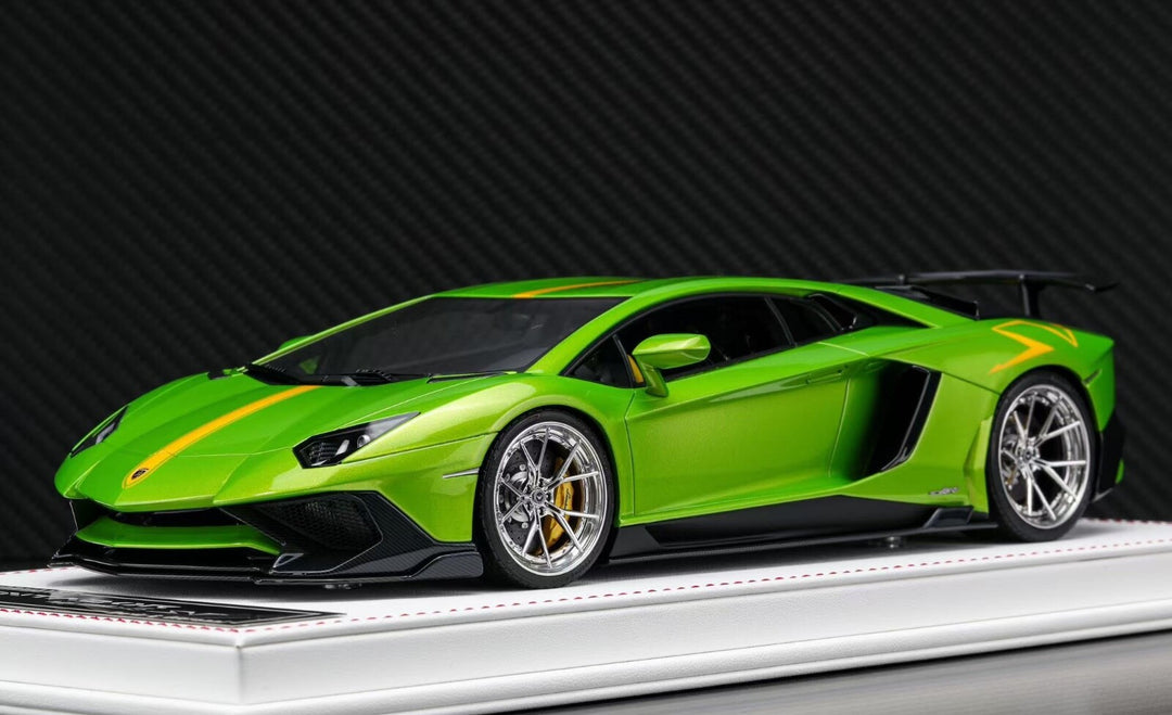 Lamborghini Aventador LP750 SV LBWK (Metallic Green)[Davis & Giovanni]1:18 scale