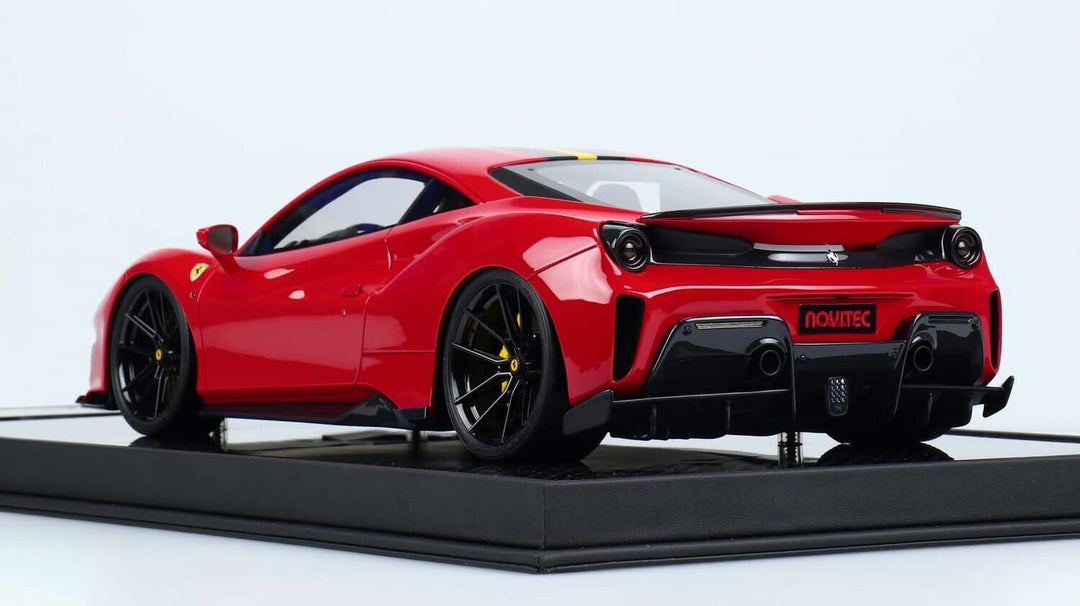 Ferrari 488 Pista NOVITEC (Rosso Corsa) [Davis & Giovanni] 1:12 scale