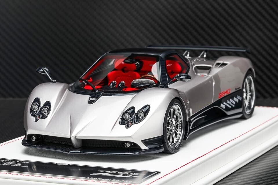 Pagani Zonda F (Silver) [Davis & Giovanni] 1:18 scale