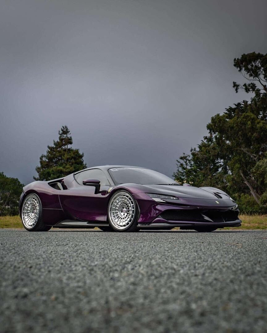 Ferrari SF90 Stradale NOVITEC (Metallic Purple) [Davis & Giovanni] 1:18 scale