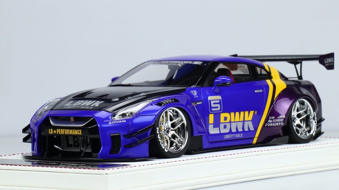 Nissan GTR R-35 Type 2 LBWK (Gloss Blue/ Purple) [Davis & Giovanni] 1/18 scale