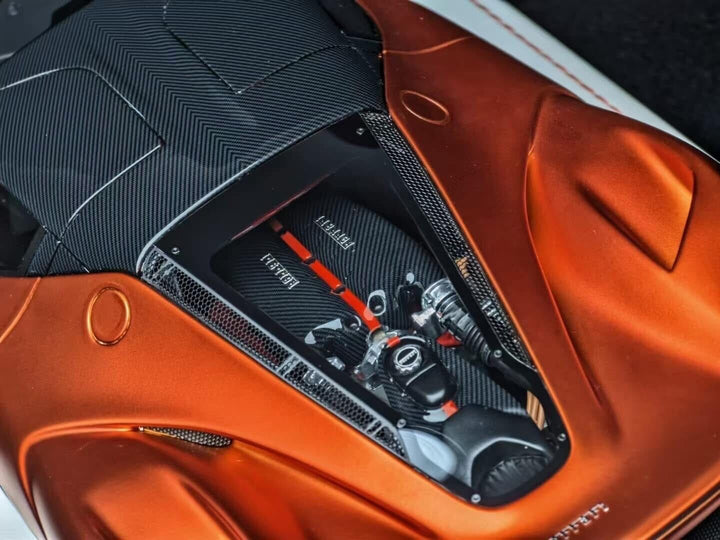 Ferrari LaFerrari (Matt Chrome Orange/ Carbon) [Davis & Giovanni] 1/18 scale