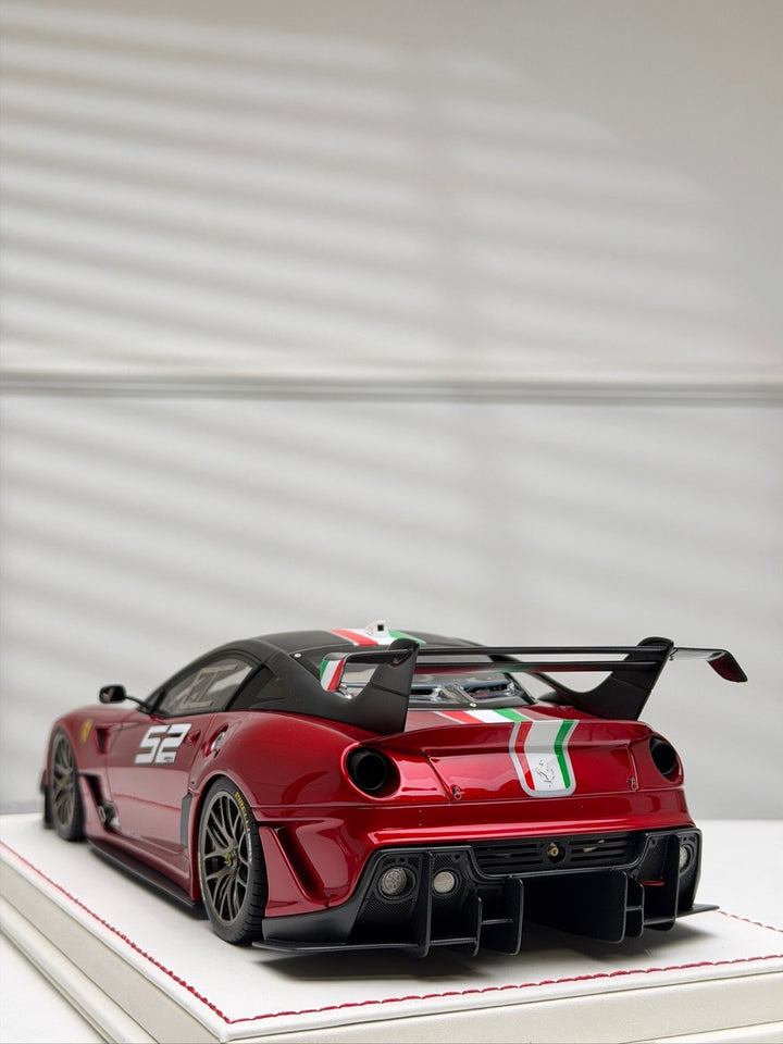 Ferrari 599XX EVO (Metallic Red/ Italy Stripe) [Davis & Giovanni] 1/18 scale