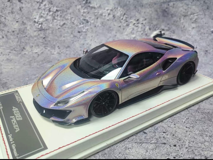 Ferrari 488 Pista NOVITEC (Fantasy Silver) [Davis & Giovanni] 1:18 scale
