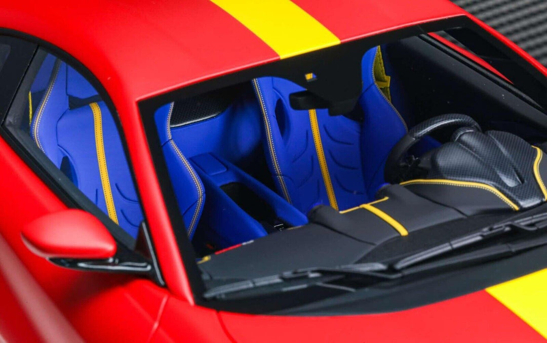 Ferrari 812 Competizione NOVITEC (Rosso Corsa) [Davis & Giovanni] 1/18 scale