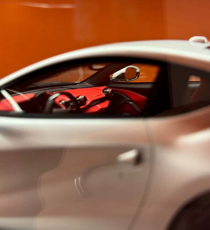 Ferrari 812 Superfast SVR (Silver) [Davis & Giovanni] 1/18 scale
