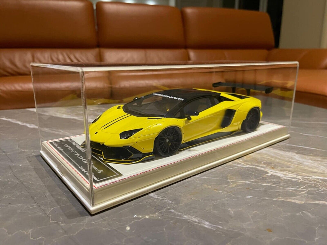 Lamborghini Aventador LP720-4 LBWK (Yellow) [Davis & Giovanni] 1:18 scale