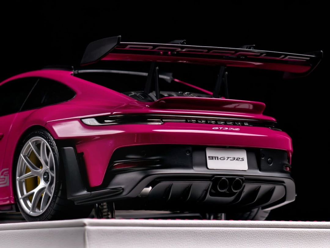 Porsche 911 GT3RS (Ruby Star) [Davis & Giovanni] 1/18 scale