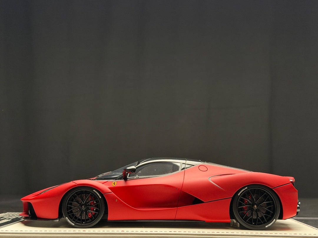 Ferrari LaFerrari (Matte Red) [Davis & Giovanni] 1:18 scale