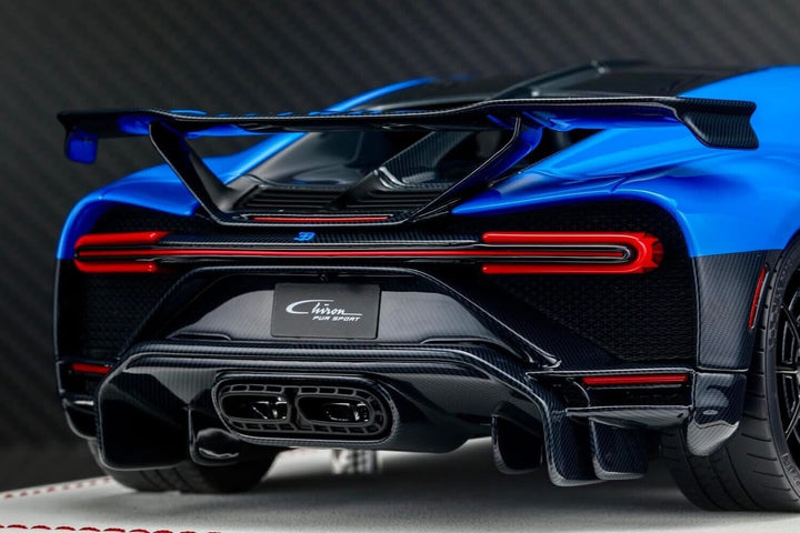 Bugatti Chiron Pur Sport (Blue w/ Black Stripe) [Davis & Giovanni] 1:18 scale