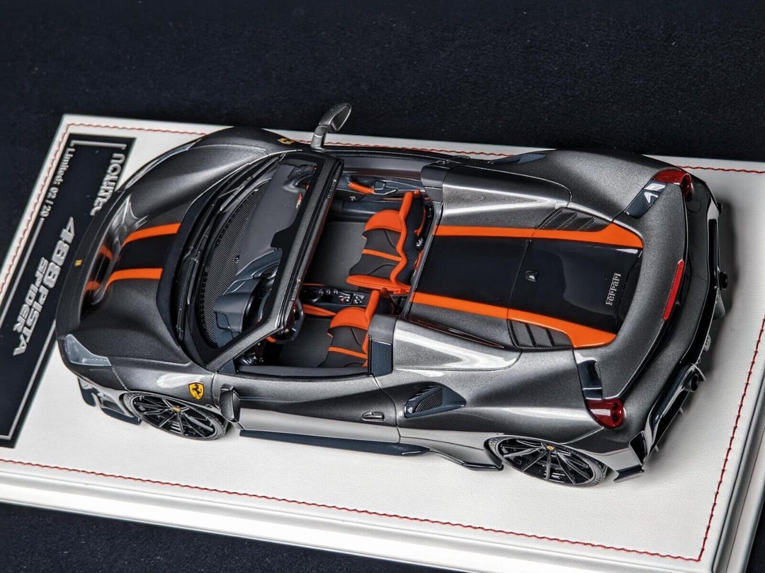 Ferrari 488 Pista Spider NOVITEC (Gray/o.stripe) [Davis & Giovanni] 1/18 scale