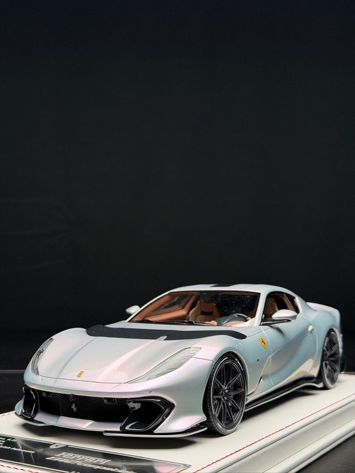 Ferrari 812 Competizione (Chameleon Silver) [Davis & Giovanni] 1:18 scale