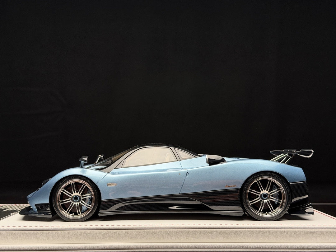 Pagani Zonda F (Ice Blue) [Davis & Giovanni] 1:18 scale