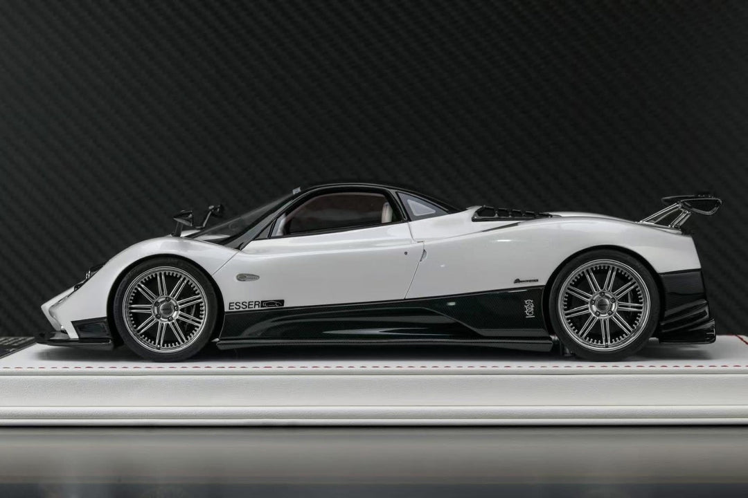 Pagani Zonda F (White/ Black) [Davis & Giovanni] 1:18 scale