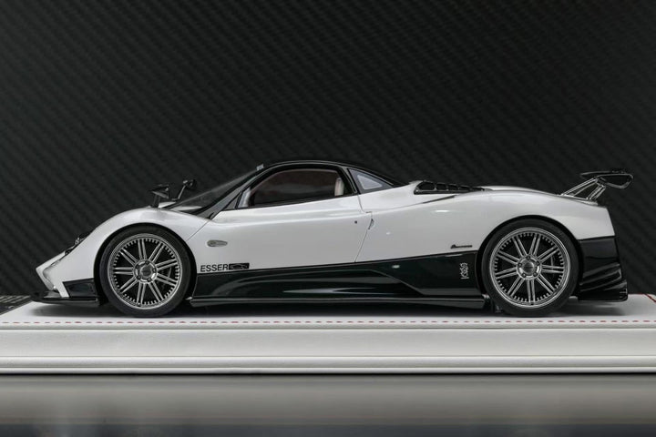 Pagani Zonda F (White/ Black) [Davis & Giovanni] 1:18 scale