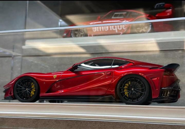 Ferrari 812 Superfast SVR (Candy Red) [Davis & Giovanni] 1/18 scale