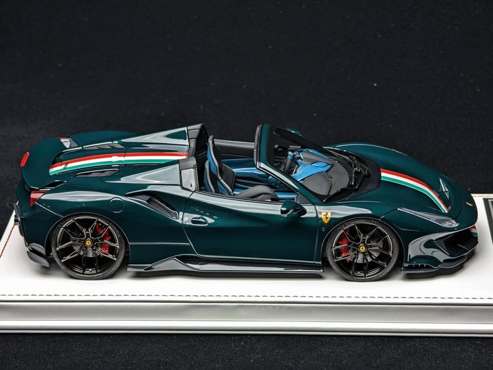 Ferrari 488 Pista Spider NOVITEC (Dark Green) [Davis & Giovanni] 1/18 scale