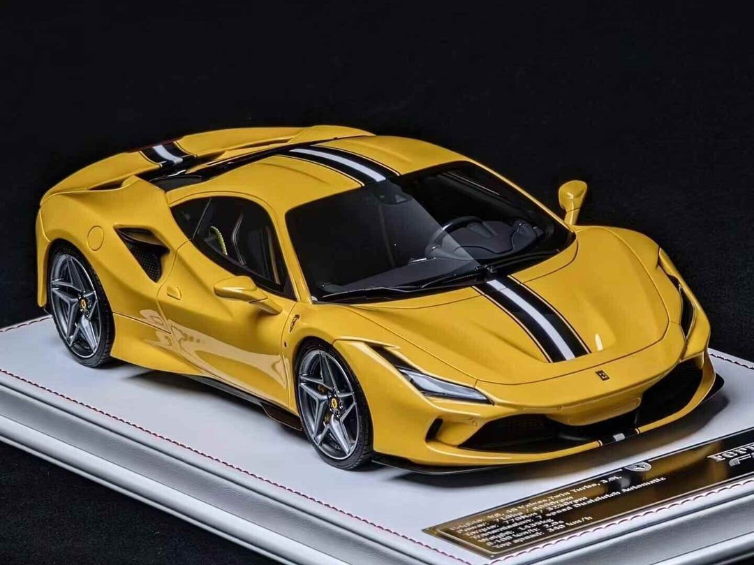 Ferrari F8 Tributo NOVITEC (Giallo Modena) [Davis & Giovanni] 1/18 scale