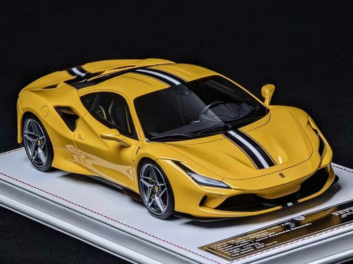 Ferrari F8 Tributo NOVITEC (Giallo Modena) [Davis & Giovanni] 1/18 scale